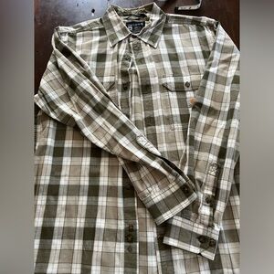 Cathay short sleeve loose fit dress up plaid green shirt